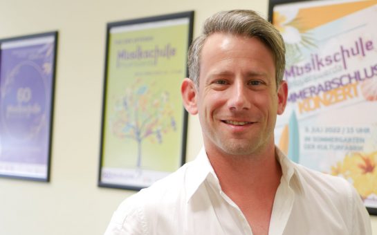 Nik Kevin Koch, Gesangspädagoge und Leiter der Musikschule Hoyerswerda